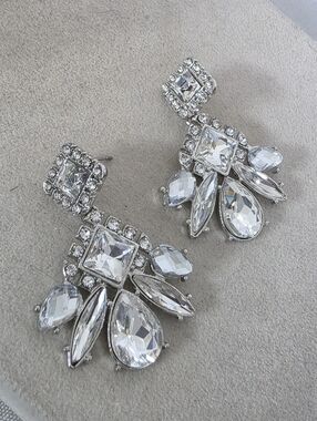 Statement Clear Teardrop & Princess Cut Crystal Glam Earrings